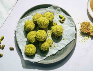 maple-peanut-butter-protein-balls
