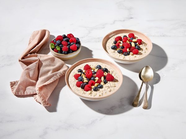 Maple-overnight-oats-and-yoghurt-brekky-bowl-health-is-wealth