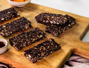 Maple and Cacao Energy Bars
