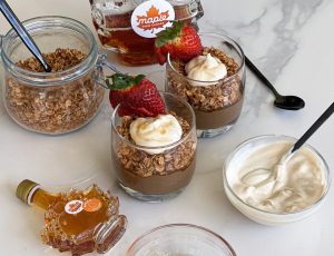 @chloeevegan, Chloe's avocado chocolate mousse with a maple coconut granola